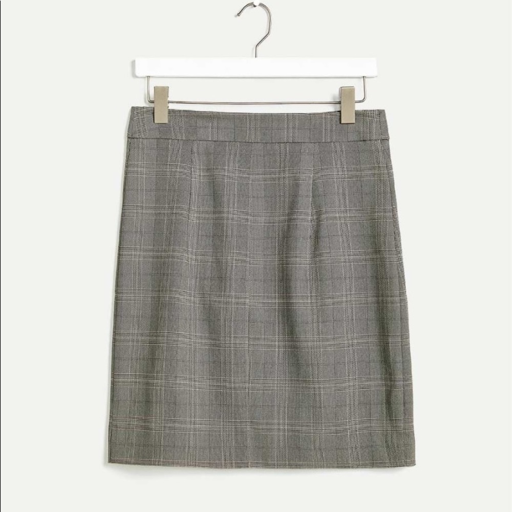 ☀️2/$22☀️ NWT Reitmans Plaid Pencil Skirt